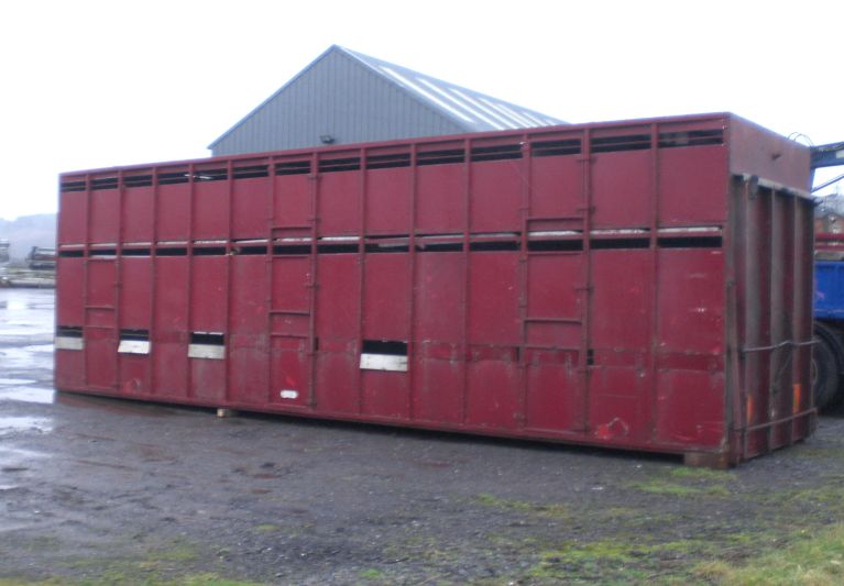 005 28ft Halliwell 3 Deck Livestock Container 02 (3) P & D Commercials